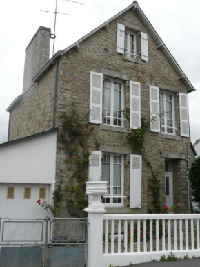 Гостиница Ker Corentine, maison à Benodet  Бенодет